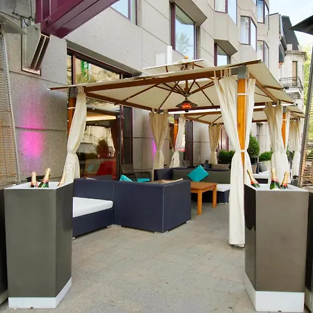 Novotel Montreal Center-3